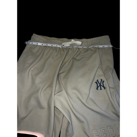 BBDX x NY Yankees Beige Mesh Shorts Japan Size 6X (Fits XL/XXL) Streetwear - Picture 4 of 6
